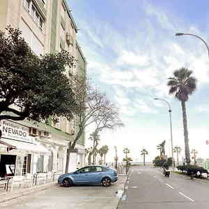 Holidays2malaga Tomas De Echeverria 150 Mts To Beach & High Speed Wifi & Parking Apartamento